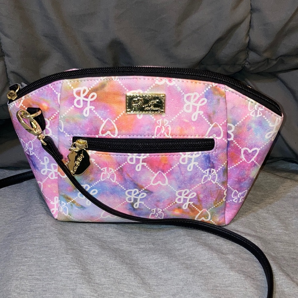 Luv Betsey- Betsey Johnson Crossbody purse